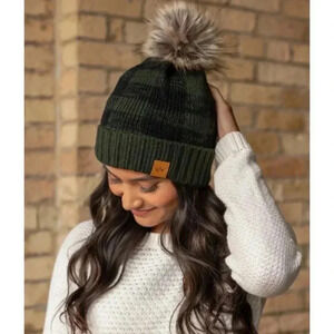 NWT Buffalo Check Pom Pom Beanie